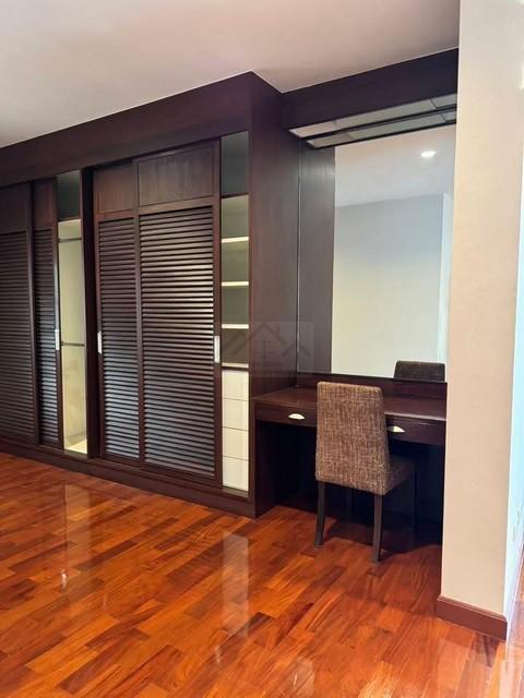 ให้เช่าบ้านศศิดา (Baan Sasida) สุขุมวิท 24 Unit B กว่า 220 ตรม. 3 ห้องนอน บ้านหรูทำเลศักยภาพ ใกล้ BTS พร้อมพงษ์. 2