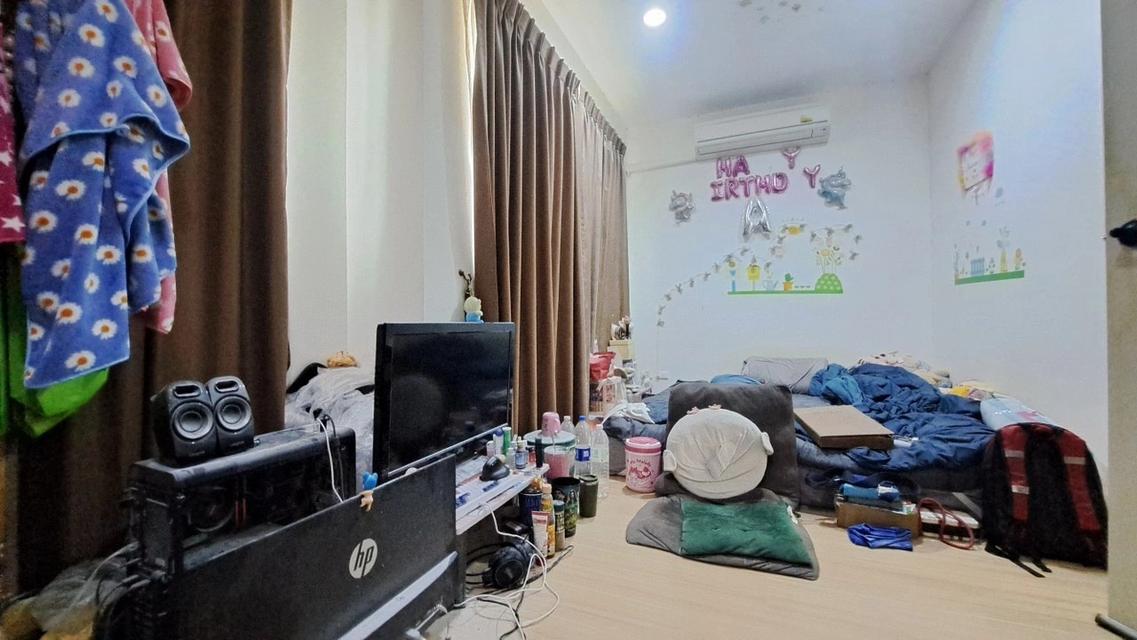 ขายทาวน์โฮมมือสอง โครงการ พลีโน่ พระราม5-ปิ่นเกล้า (Pleno Rama 5-Pinklao) หลังมุม เนื้อที่ 31.2 ตร.ว. ใกล้จุดขึ้นทางด่วนประจิมรัถยา 11