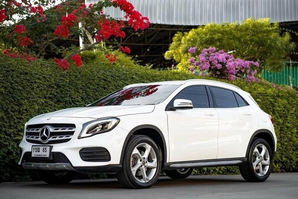 Mercedes Benz Crossover GLA 200 Facelift 2018