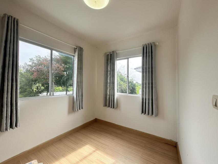 ทาวน์เฮ้าส์ 2 ชั้น 3 ห้องนอน 2 ห้องน้ำ 10