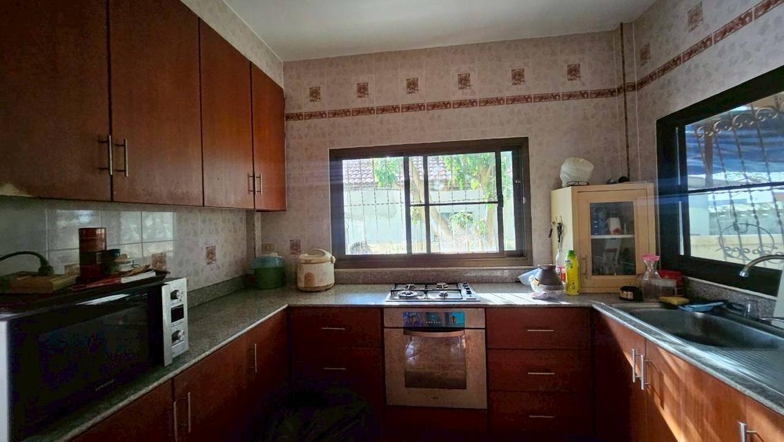 บ้านพร้อมที่ดิน 91 ตรว.3นอน2น้ำ ครัวยุโรปไทยมีเตาอบขนมปัง สวนหน้าบ้าน ข้างบ้าน 3