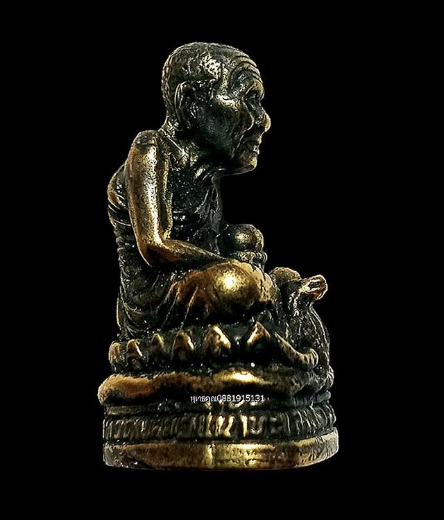 รูปหล่อสมเด็จเจ้าพะโคะ หลวงปู่ทวด วัดพะโคะ จ.สงขลา กองทัพเรือสร้าง 3