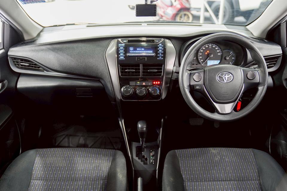 TOYOTA YARIS ATIV 1.2 ENTRY CVT AT ปี 2021  6