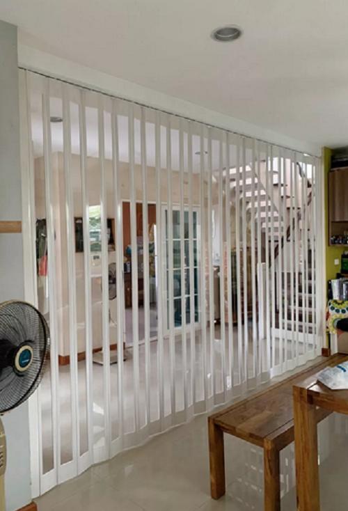 ขายฉากกั้นห้อง รุ่นยูโร 8