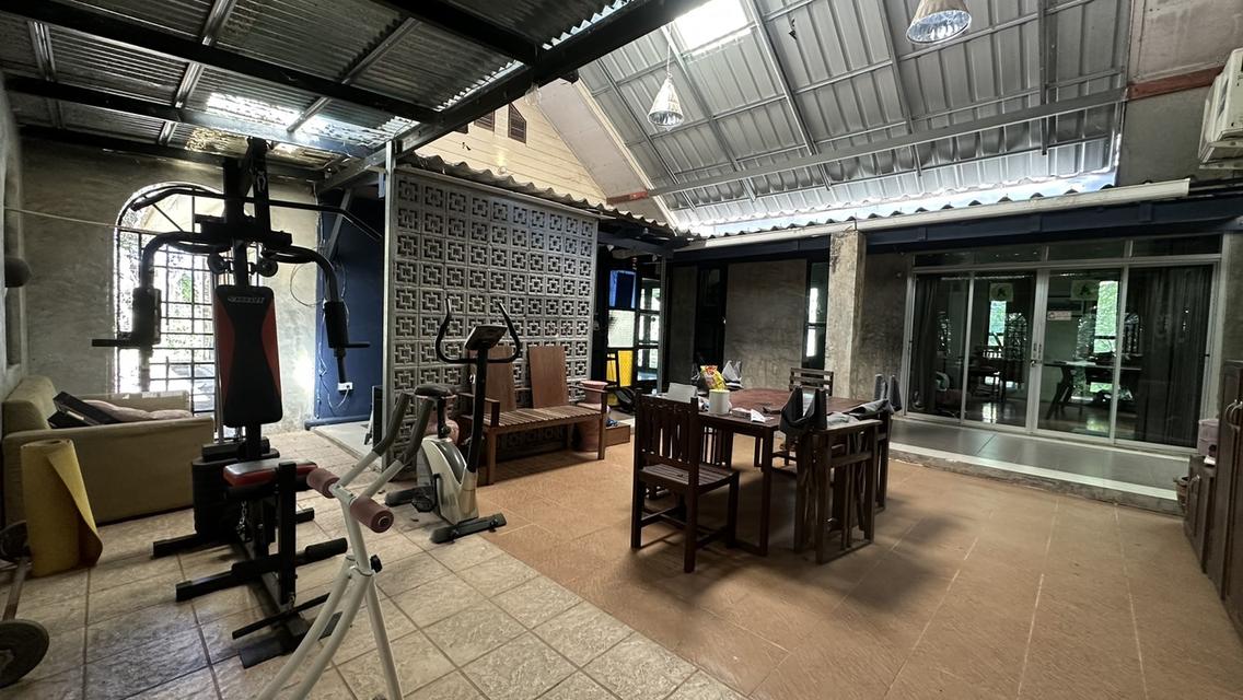 ขายบ้านพร้อมกิจการร้านกาแฟ ห้องพักออนเซน บนเนื้อที่ 4 ไร่ 8