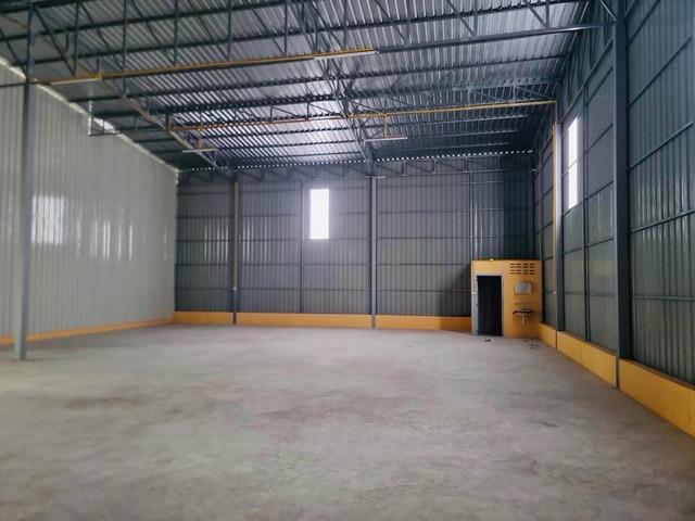 โกดังสร้างใหม่ให้เช่า ซอย ลาดพร้าว 91 รถใหญ่เข้าออกสะดวก 7