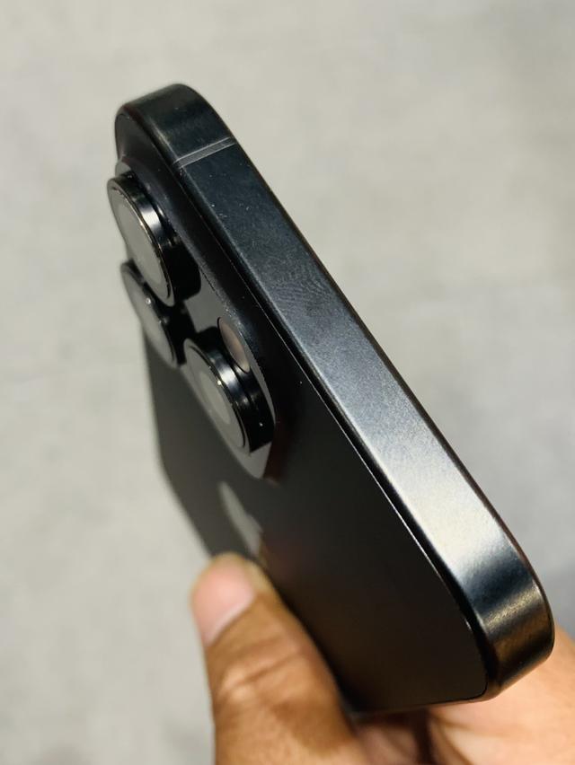 iPhone 15 Pro Max 256GB สีไทเทเนียมดำ มือสอง เครื่องนอกแท้ 100% 3