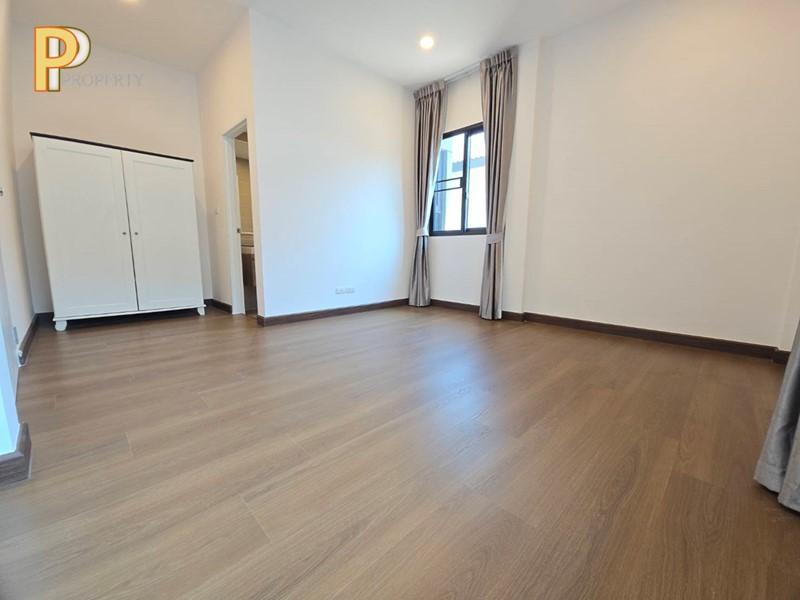 บ้านหรู Luxury Living ใจกลางพัฒนาการ รีโนเวทใหม่ พร้อมอยู่ ในโครงการคุณภาพ The City Pattanakarn 12