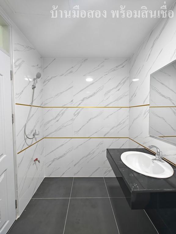 ปิยวรารมย์ ลำลูกกาคลอง4 15