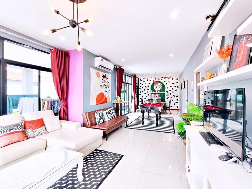 ขายบ้านเดี่ยว 100 ตรว. พร้อมเฟอร์นิเจอร์และสระว่ายน้ำส่วนตัว ราคาถูกกว่าจนตกใจ 12