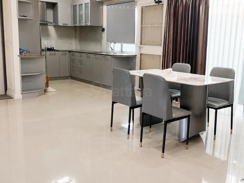 For Rent — Fully Furnished House at Ruen Pisa Village, PattayaBeautiful house for rent at Ruen Pisa Village, Pattaya. Fully furnished and ready 4