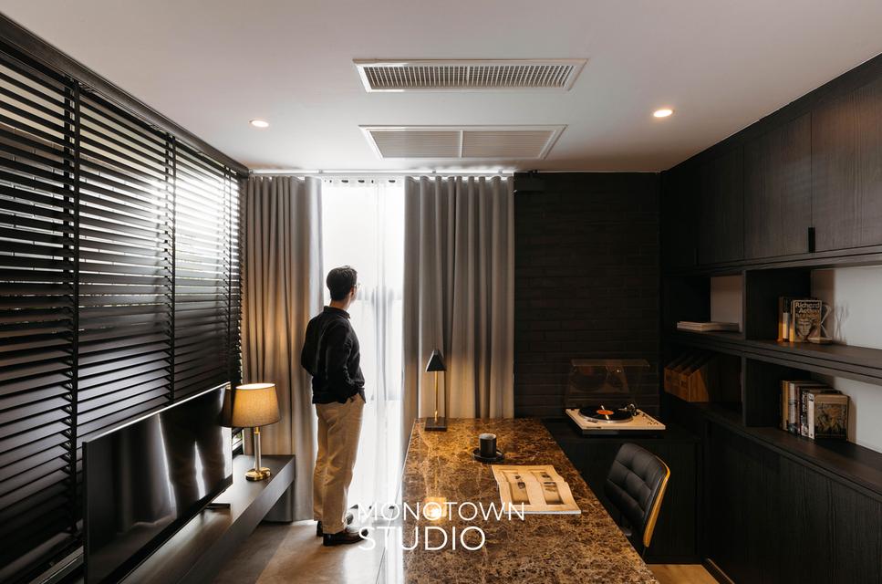Monotown Studio บ้าน 3.5 ชั้น ใจกลางเมือง 13