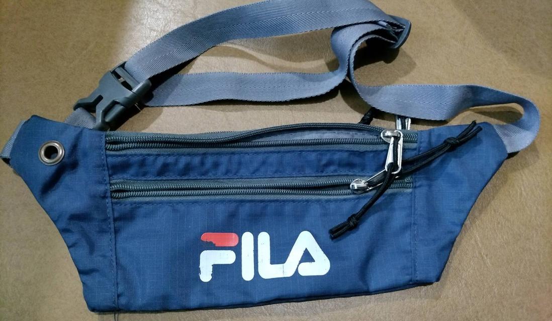 กระเป๋าสะพาย เอว FILA