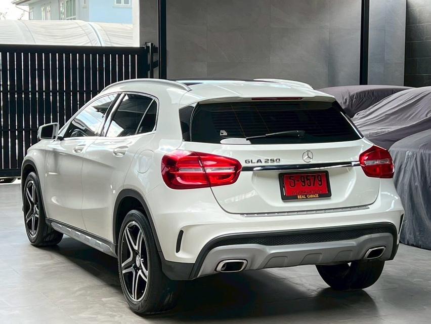 BENZ GLA250 AMG หลังคาแก้ว ปี 17 วิ่ง 90000 KMแท้ รูปที่ 4