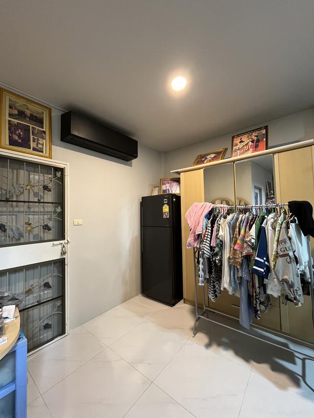 ขายบ้าน 3 นอน 2 น้ำ 2 ที่จอดรถ 7