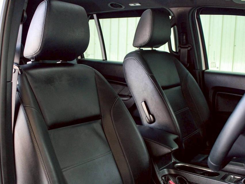 ขาย Ford Everest 2.0 Turbo ปี19 13