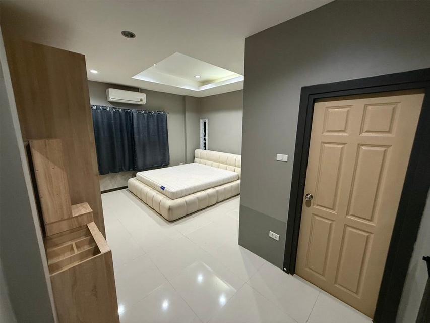 หมู่บ้านทรอปิคอล วิลเลจ 1 เมืองพัทยา บางละมุง ชลบุรี ขายบ้านเดี่ยว 52 ตารางวา 3 ห้องนอน 2 ห้องน้ำ 6