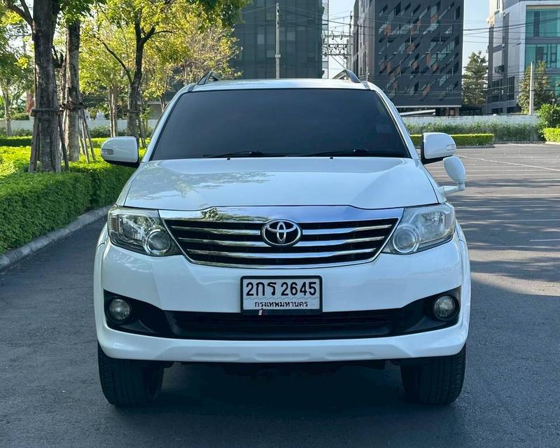 Toyota Fortuner 2.7 V เบนซิน+LPG ปี 2013 รูปย่อยที่ 2