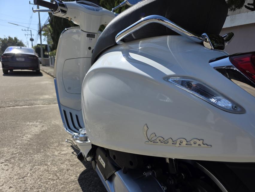 Vespa sprint 150 ปี 2023 10