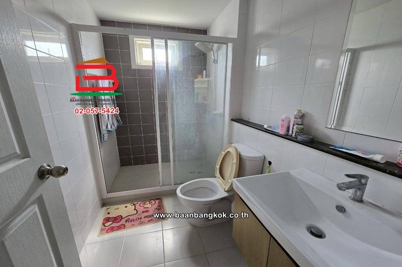 ทาวน์โฮม เนื้อที่ 39.5 ตร.ว. โครงการ เดอะ วิลเลจ ชัยพฤกษ์-วงแหวน (เฟส 6), ใกล้บิ้กซีไทรน้อย ถนนบางกรวย-ไทรน้อย ตำบลไทรน้อย อำเภอไทรน้อย นนทบุรี 9