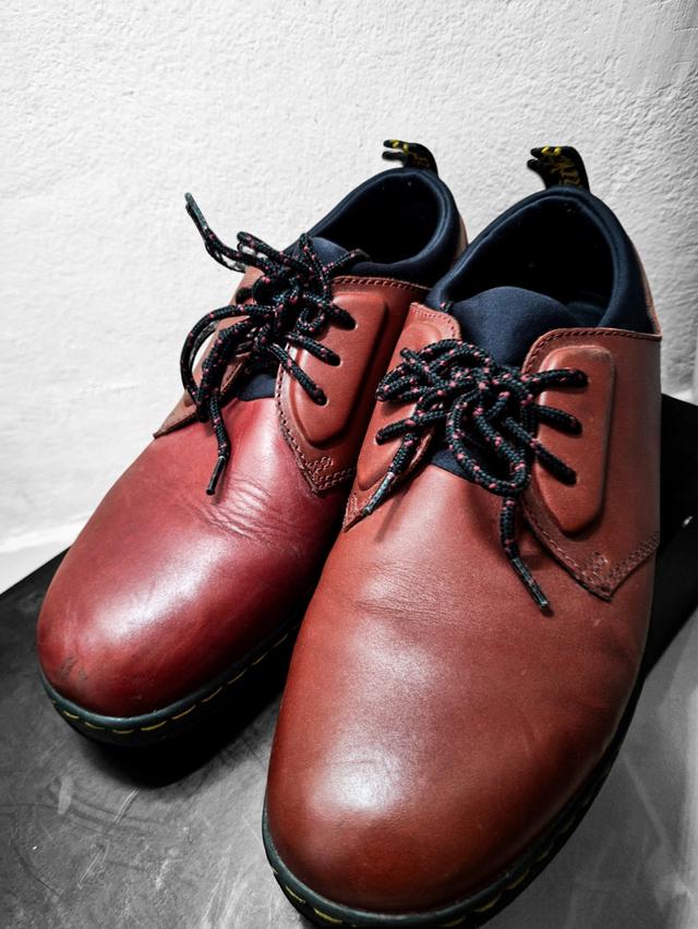 DR. Martens 4