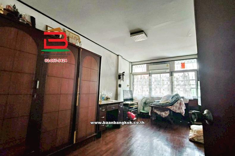 ทาวน์เฮาส์ เนื้อที่ 45 ตร.ว. ซอยสุขุมวิท 99 ทำเลดี ใกล้ BTS สถานีบางจาก ถนนสุขุมวิท แขวงบางจาก เขตพระโขนง 7