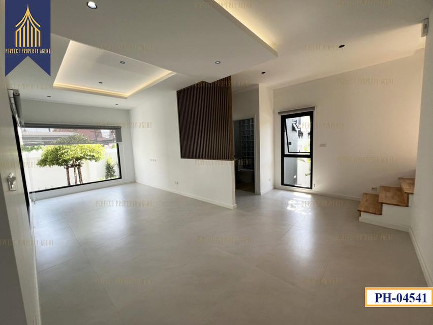 ขาย บ้านเดี่ยวใหม่ Modern สุขุมวิท วชิรธรรมสาธิต 7