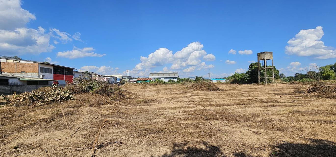 ที่ดินพร้อมอาคารพานิชย์ 5