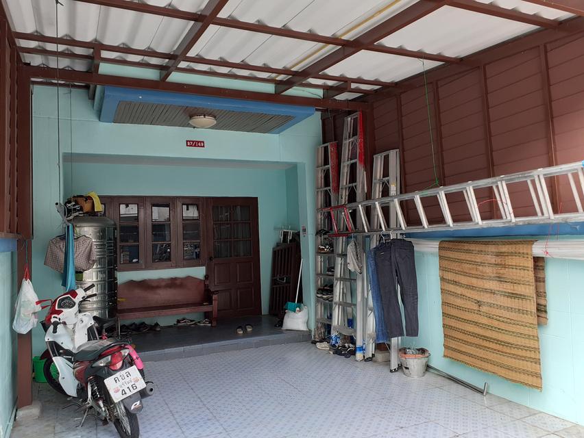 ให้เช่าทาวเฮ้าส์ ม.โชคชัยปัญจทรัพย์ ซ.รามคำแหง 184 ใกล้โรงเรียนร่วมฤดีวิเทศศึกษา 3