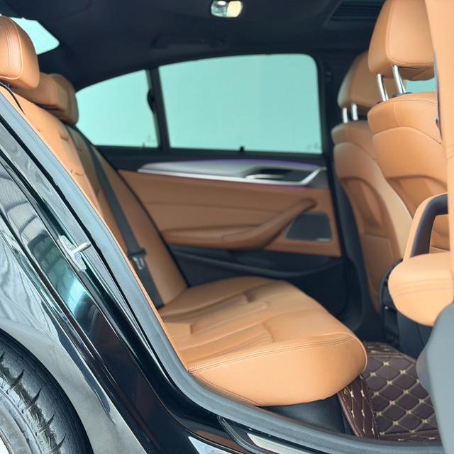 🚗 BMW 530e 2.0 M SPORT โฉม G30 ปี 2019 รูปที่ 13