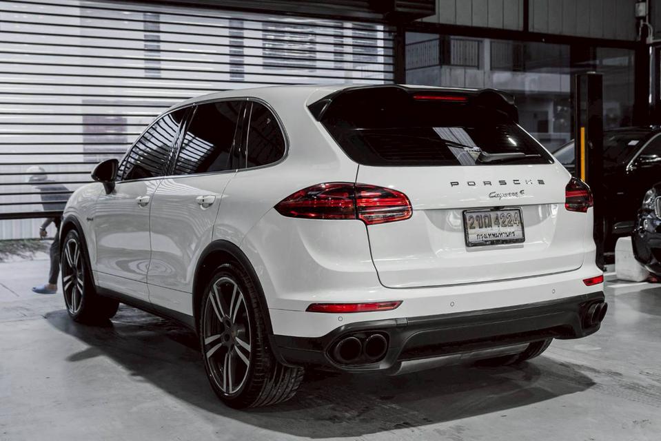 รหัสรถ 67GG4224 Porsche Cayenne 3.0 v6 Hybrid ปี 2013 ปีแท้ไม่ใช่แค่จด 2013 Top