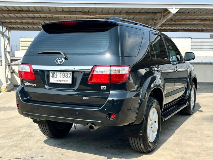 2011 TOYOTA FORTUNER 3.0V auto ไมล์แท้ 120,000 กม. 20