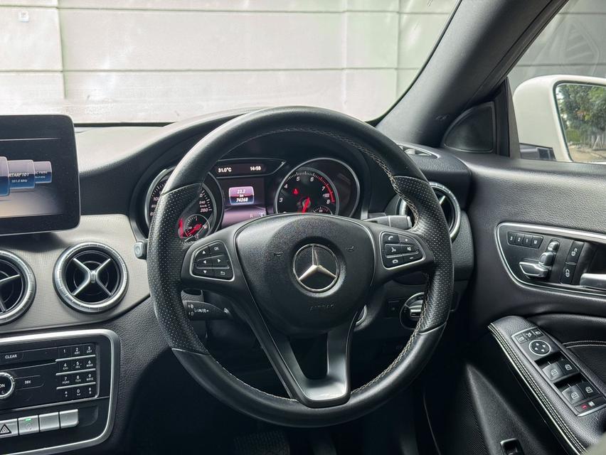 รหัสรถ AVA3947 ❤️ Benz CLA200 Urban โฉม Facelift โฉมปี 2018 5