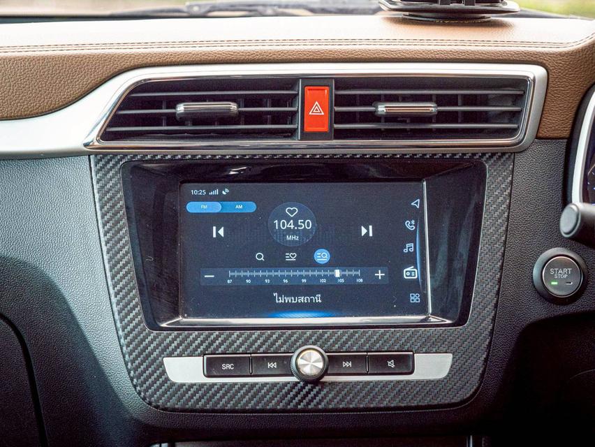 MG ZS i-SMART 1.5D สีน้ำเงิน ปี 2018 มือเดียวป้ายแดง 18