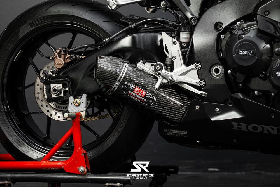 HONDA CBR1000RR 2016 สีดำ รถสภาพดี เครื่องแน่น รูปที่ 5