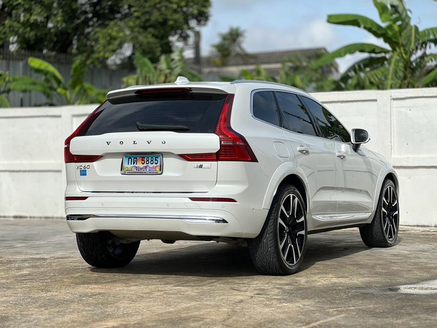 VOLVO XC60, 2.0 RECHARGE T8 R-DESIGN AWD ปี 2021 โฉม ปี14-ปัจจุบัน สีขาว รูปที่ 6