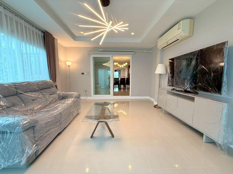 บ้านเดี่ยว หลังมุม ลําลูกกา คลอง 5 เช่า 4ห้องนอน  3ห้องน้ำ 3