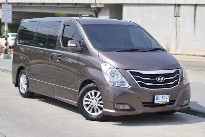 ขาย Hyundai H-1 สภาพใหม่ๆ 3