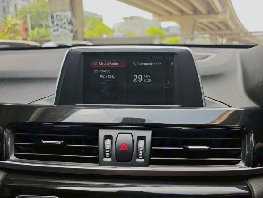 BMW X1 sDrive18i F48 รถปี 2019 / 2020 รูปที่ 11