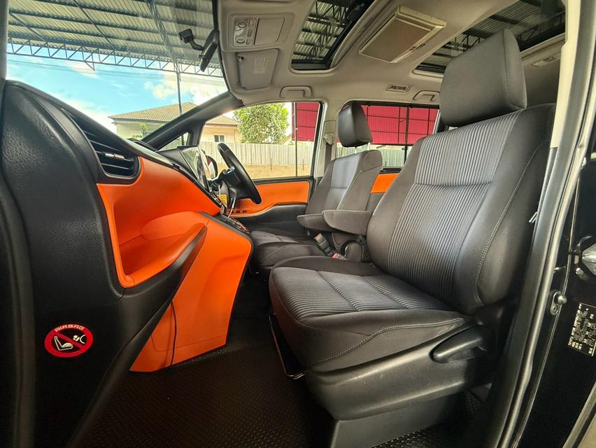 ปี 2014 TOYOTA VOXY, 2.0 ZS รูปที่ 6