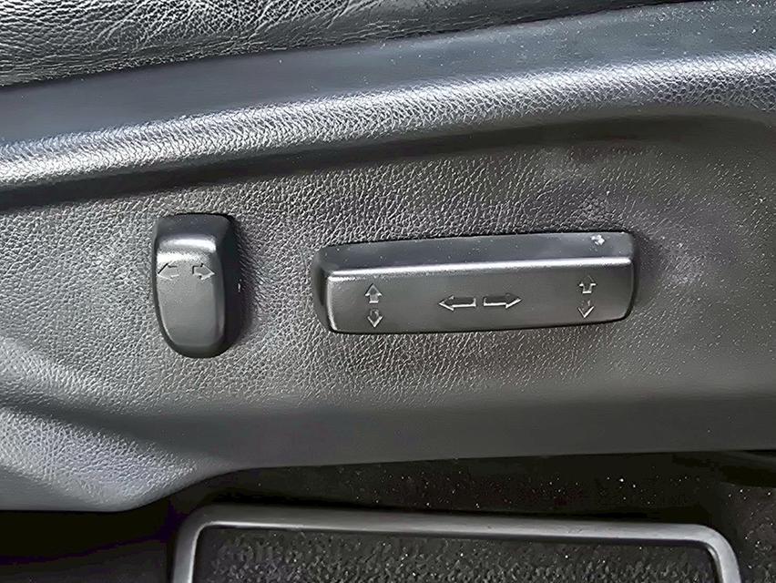 รหัสรถ WRT4041 HR-V 1.8 E Limited ปี 2017 13