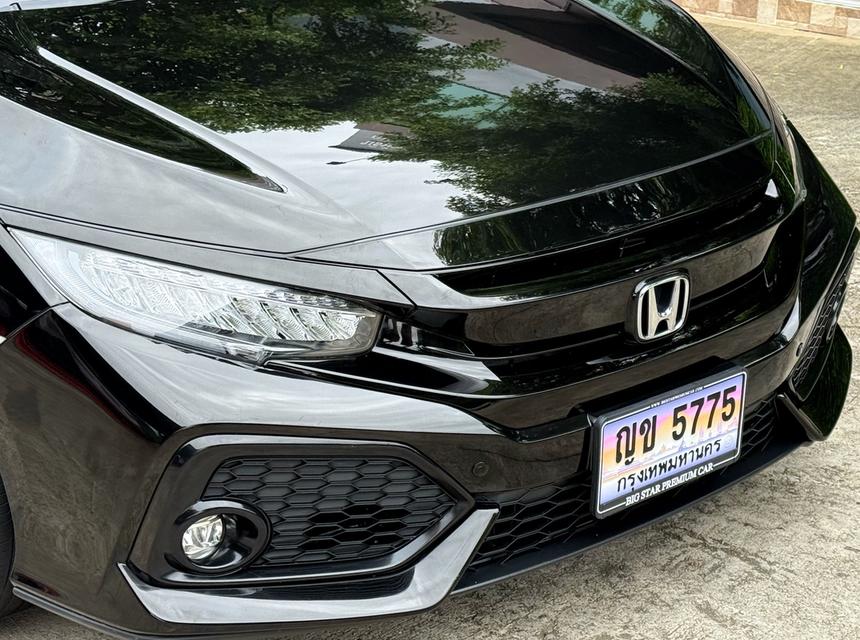 2020 HONDA CIVIC FK 1.5 TURBO รถมือเดียวออกป้ายแดง รถวิ่งน้อย เข้าศูนย์ทุกระยะ รถไม่เคยมีอุบัติเหตุครับ 8