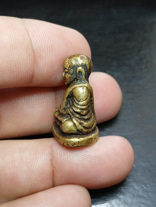 หลวงพ่อเงิน พิมพ์นิยม รูปที่ 3