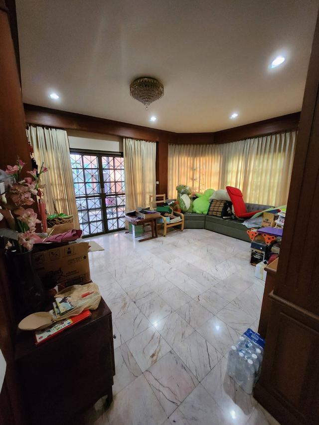 บ้านเดียว2ชั้น เนื้อที่ 90 ตรว. 8