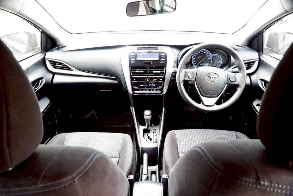 รหัสรถ QT1211 Toyota Yaris ativ 1.2 E สีดำ ปี 2018 9