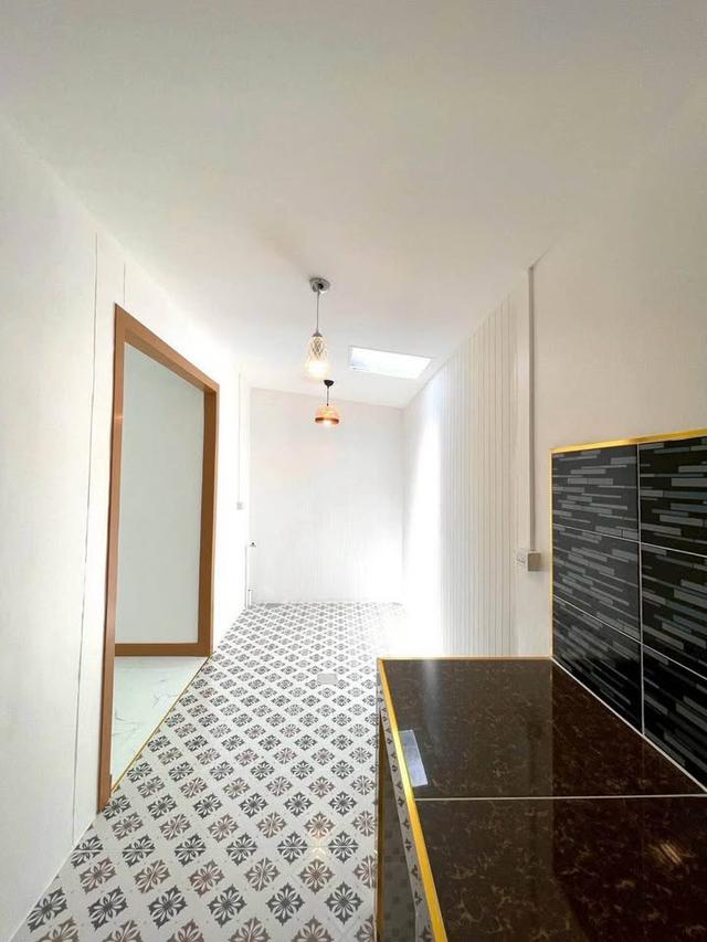 บ้านมือสอง 11