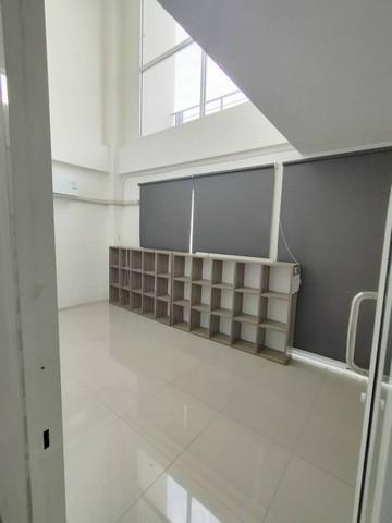 ขายโฮมออฟฟิต4ชั้นห้องมุม 300ตร.ม.ย่านรามอินทราใกล้แฟชั่นไอแลนส์,MRTวงแหวนรามอินทรา 5
