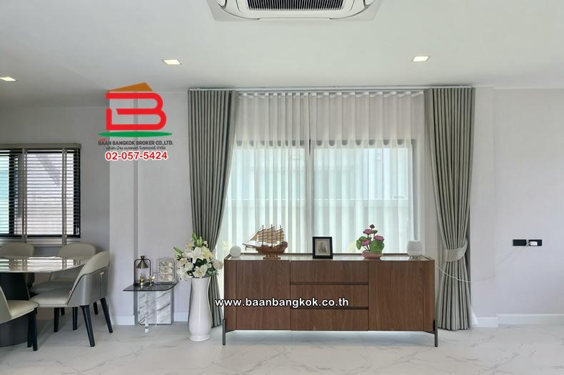 บ้านเดี่ยว 2 ชั้น เนื้อที่ 60.3 ตร.ว. โครงการ เวนิว ไอดี รังสิต-ปทุมธานี (ซอย 8) ใกล้มหาวิทยาลัยปทุมธานี ตำบลบ้านกระแชง อำเภอเมืองปทุมธานี ปทุมธานี 4