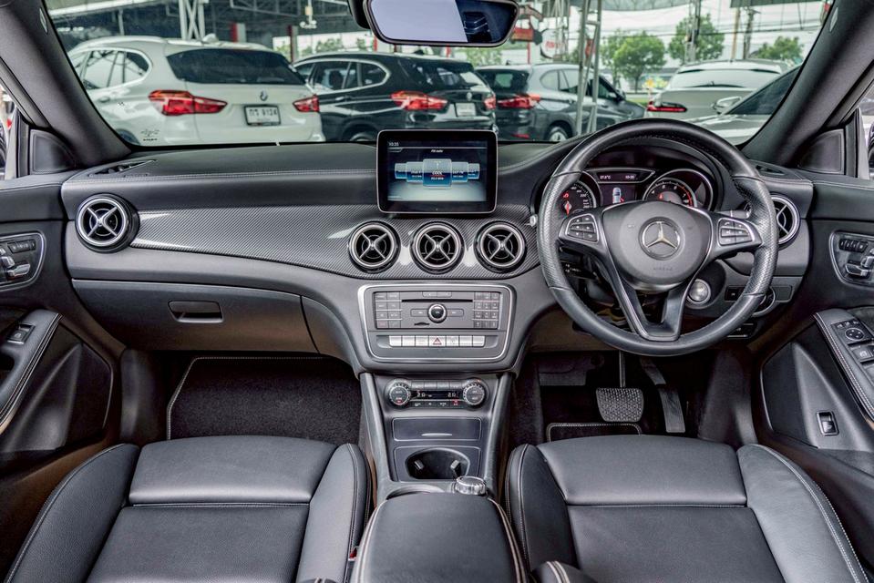 รหัสรถ NP655 BENZ CLA250 AMG Night Edition ปีรถ : 2019 11