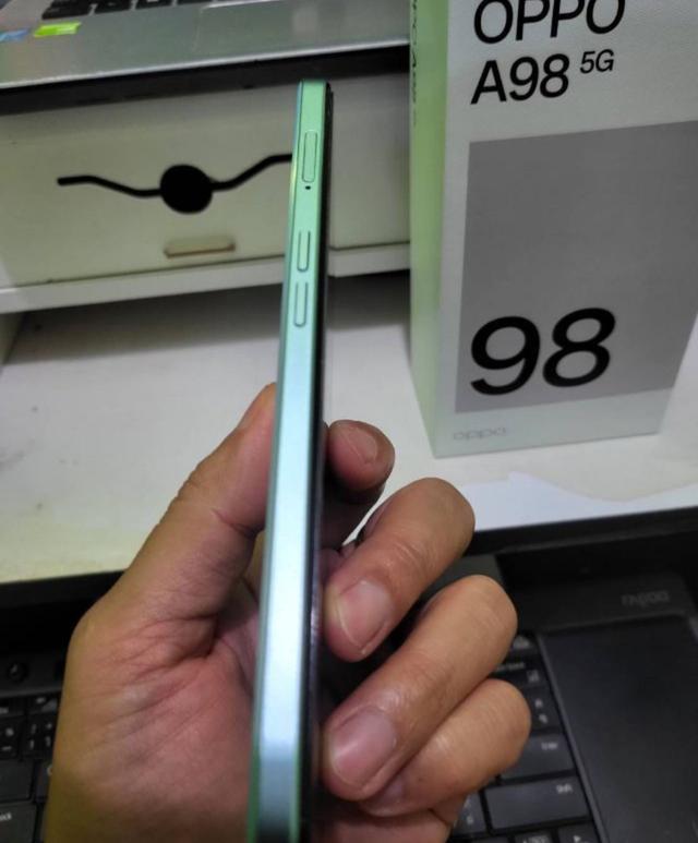 Oppo A98 สภาพมือ 1 4